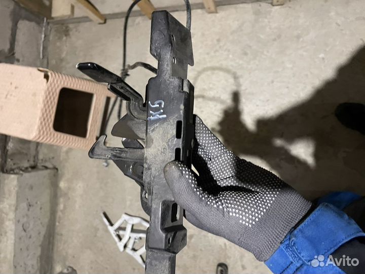 Замок капота Kia K5