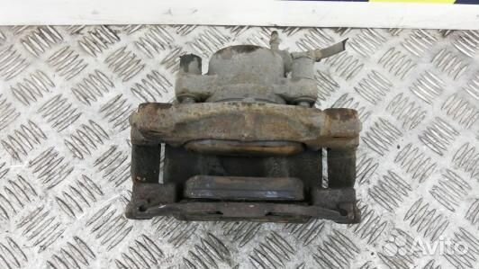 Суппорт тормозной передний правый volvo V60 1 (94H