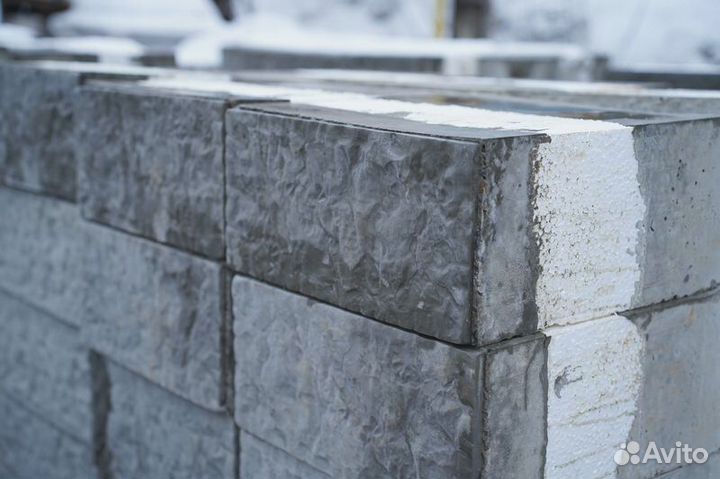 Блок трехслойный