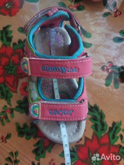Босоножки для девочки 24 размер