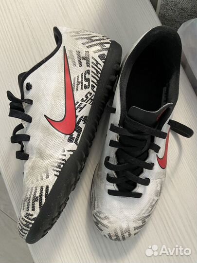 Футбольные бутсы для зала 37 р