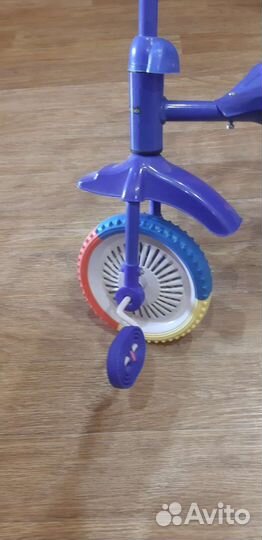 Детский трехколесный велосипед бу