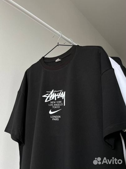 Хлопковая футболка nike x stussy paris lux