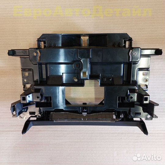 Кронштейн блока климата Range Rover Sport 2 L494