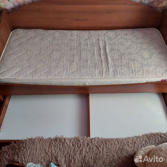 Мебельный гарнитур. Длинна 3м