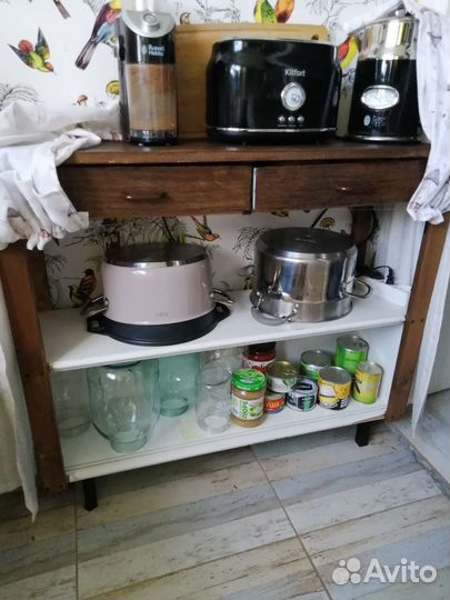 Столик, тумба, консоль