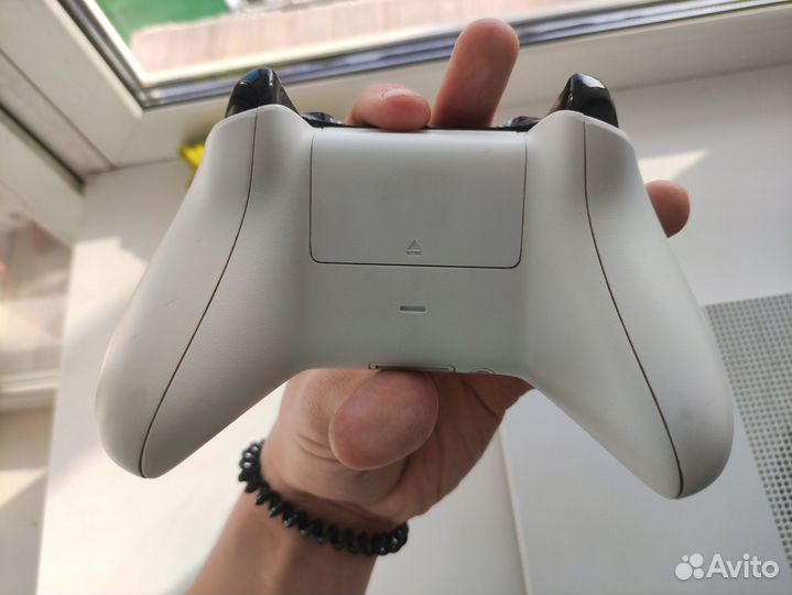 Xbox ONE s 1tb с подпиской