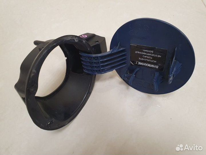 Лючок топливного бака Kia Ceed универсал G4FC 2011