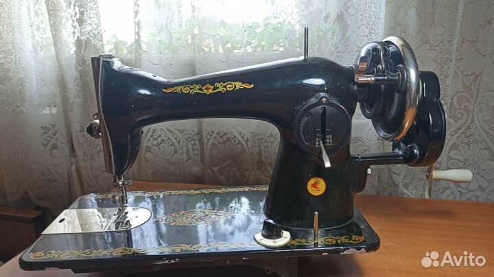 Швейная машинка подольская ручная