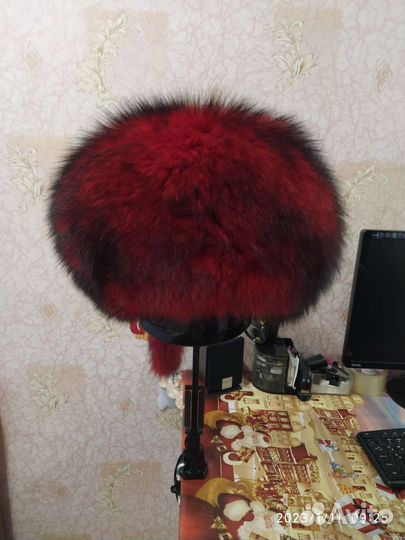 Шапки из натурального меха женские