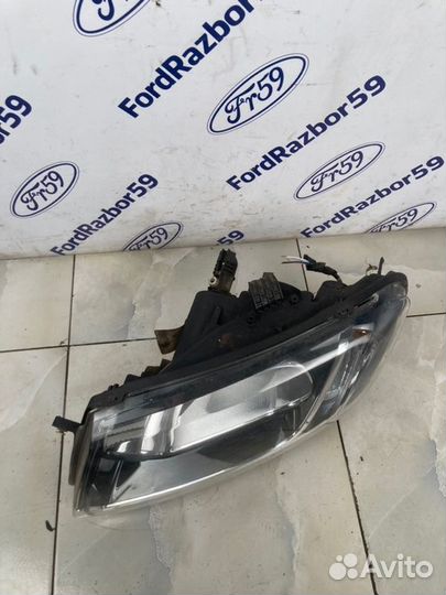 Фара передняя левая Dacia Sandero B52 2014