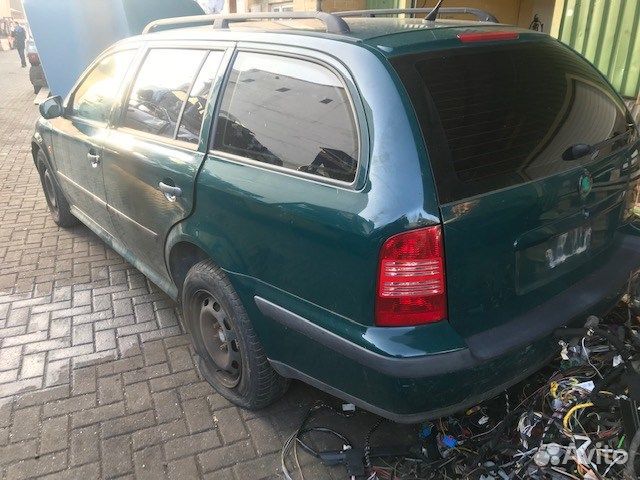 Разбор на запчасти Skoda Octavia Tour