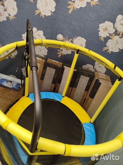 Детский батут с сеткой