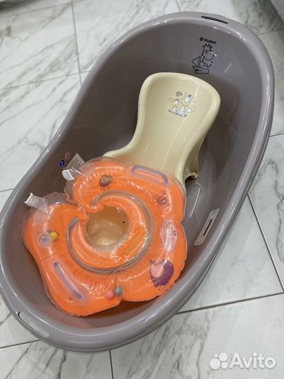 Ванночка для купания с горкой