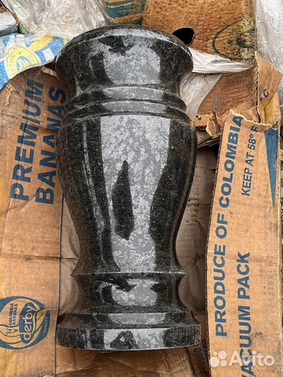 Вазы из габбро