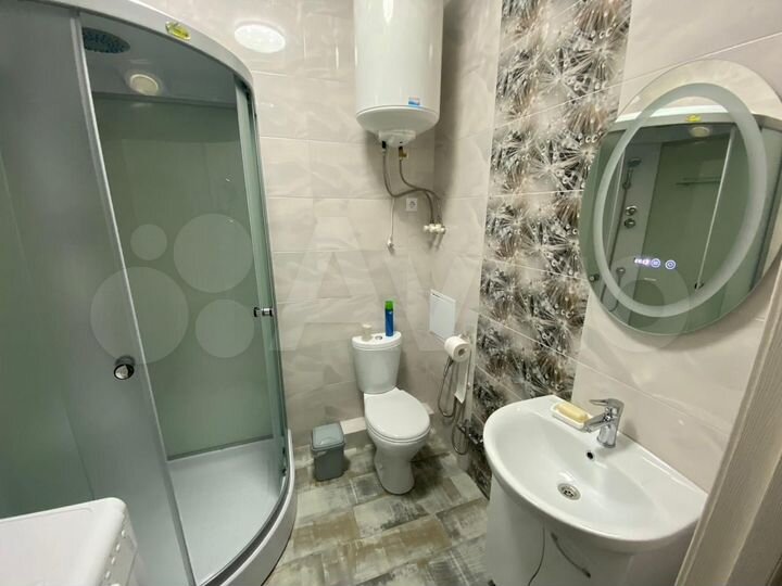 1-к. квартира, 100 м², 4/9 эт.