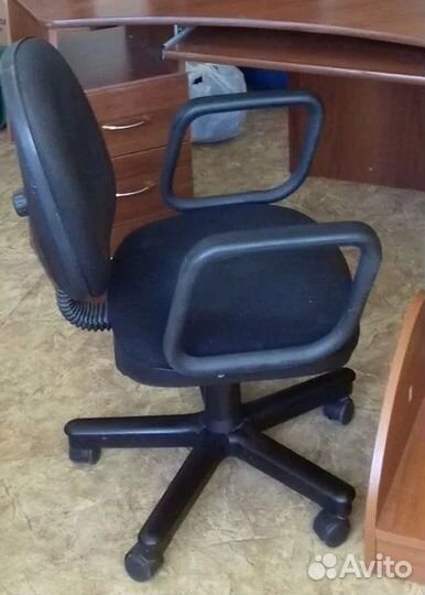 Стул офисный кресло оператора компьютерное