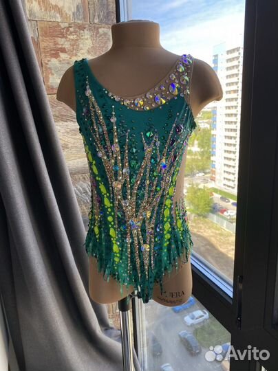 Купальник для художественной гимнастики