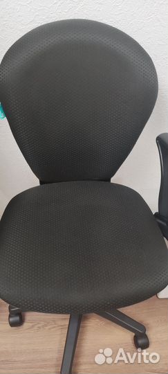 Компьютерное кресло