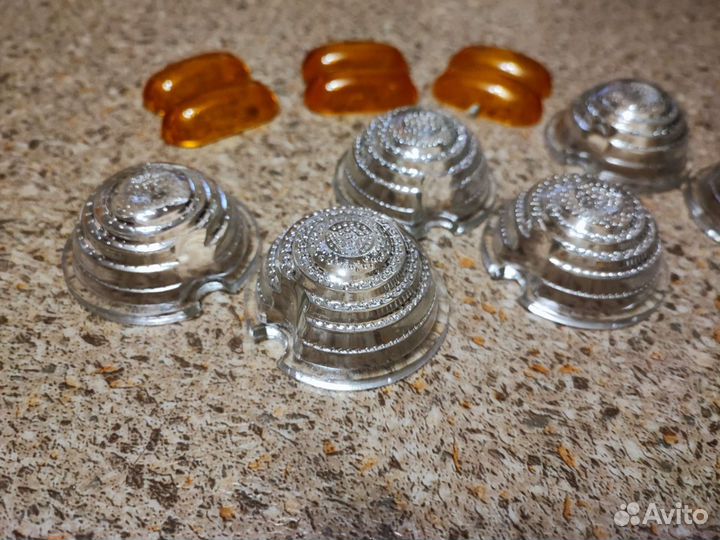 Заз 965 стекла подфарников и повторителей