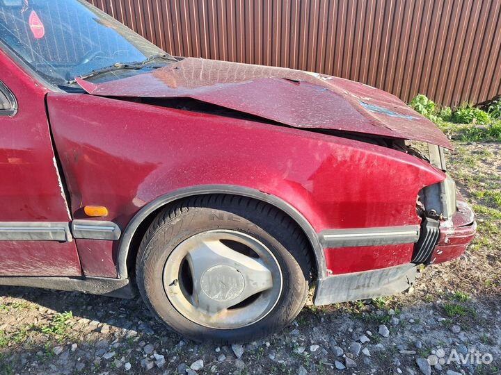 Saab 9000 крылья