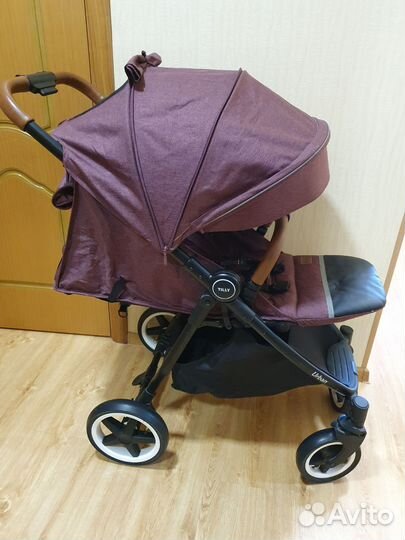 Коляска прогулочная Tilli Urban