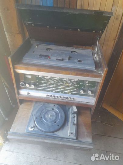 Радиола Романтика 105