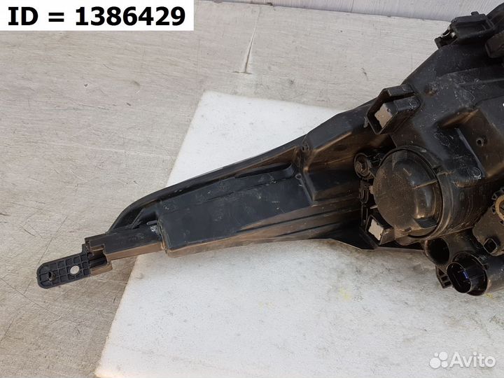 Фара правая Kia Rio