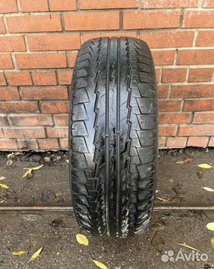 Kumho Road Venture ST KL11 235/65 R17