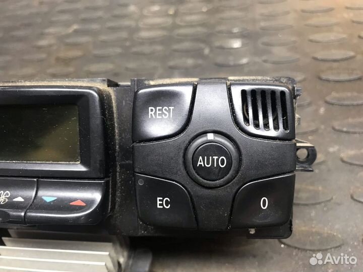 Блок управ климат-контролем Mercedes W220
