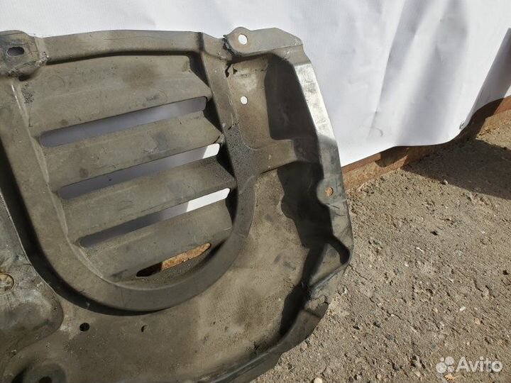 Защита двигателя задняя Mercedes-Benz Ml350D W166