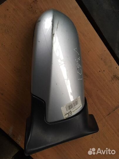 Зеркало Зафира А правое