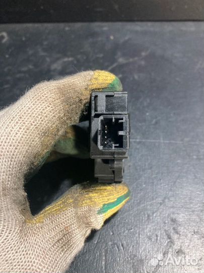 Сервопривод заслонок отопителя Bmw 3 E90