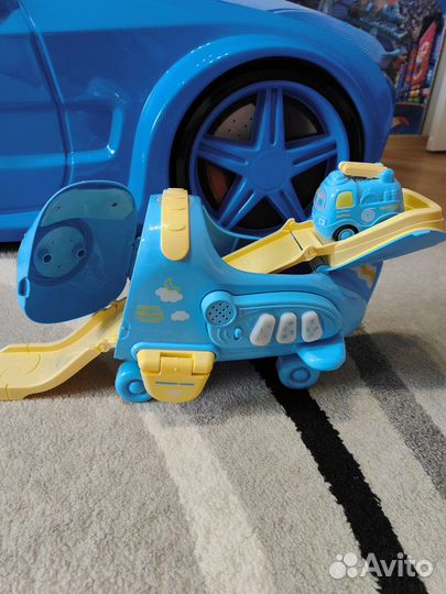 Музыкальный самолет