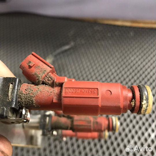 Топливная рампа с форсунками Kia Optima 3 TF G4ND