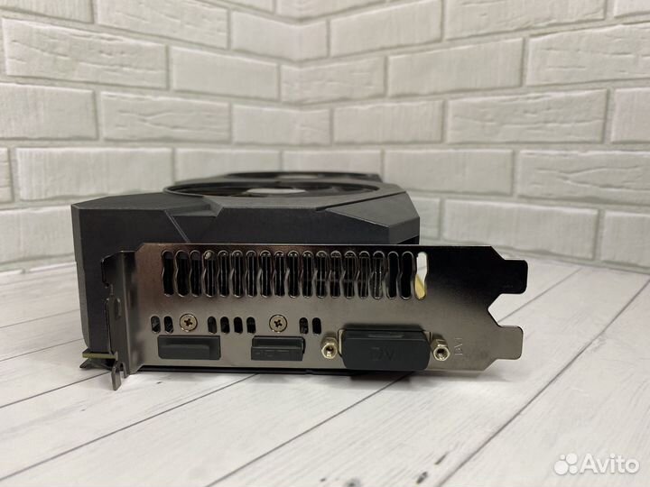 Asus GeForce gtx 1660 super Dual Evo 6GB