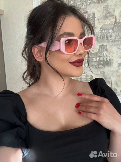 Солнцезащитные очки женские