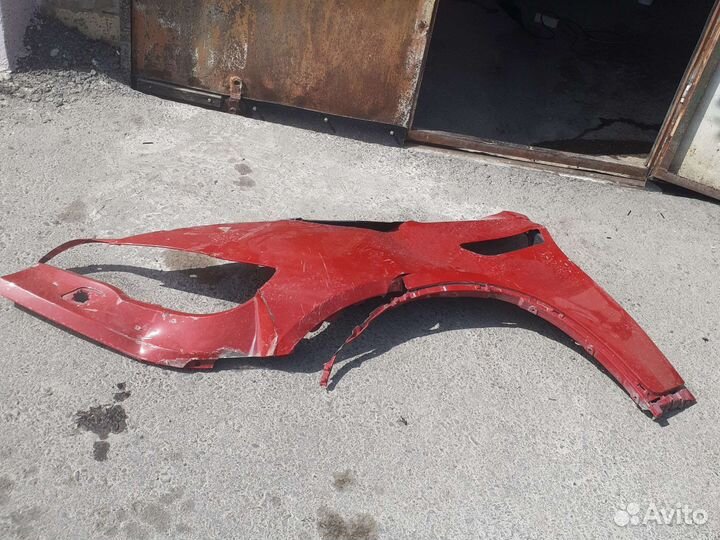 Крыло на м6 bmw