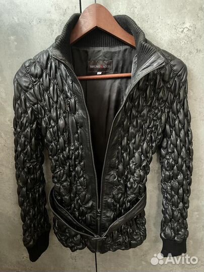 Куртка оригинал XS