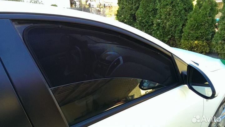 Каркасные шторки на Chevrolet Cruze