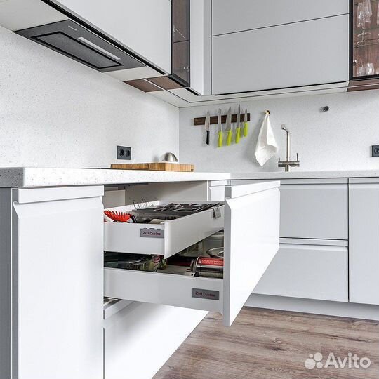 Любые кухонные гарнитуры