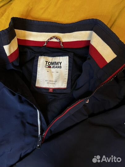 Tommy hilfiger куртка