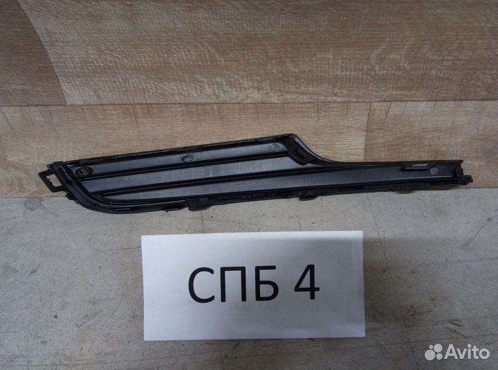 Накладка переднего бампера Фольксваген Гольф