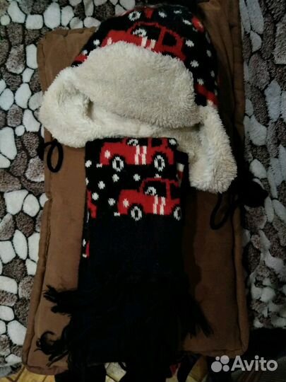 Шапка с шарфом