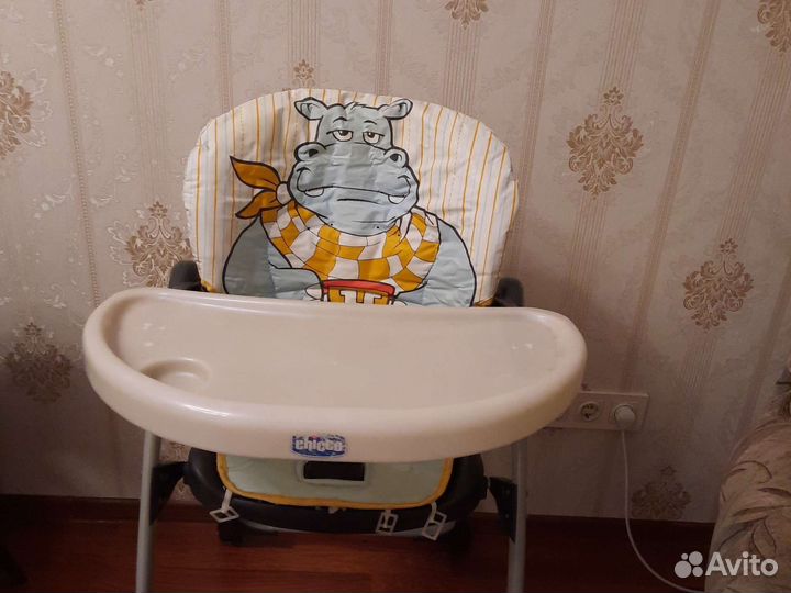 Стульчик для кормления chicco