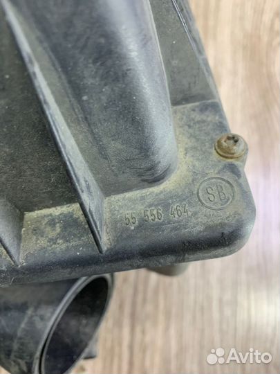 Корпус воздушного фильтра Opel Zafira A Y20DTH