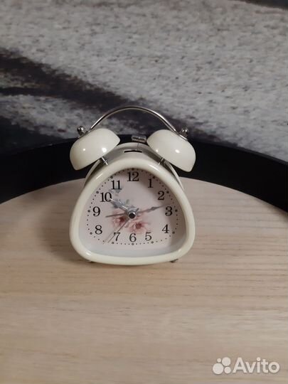 Часы будильник новые в коробке