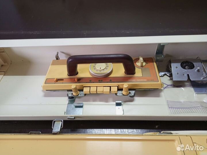 Вязальная машина