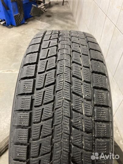 Dunlop Winter Maxx SJ8 235/55 R20 102R