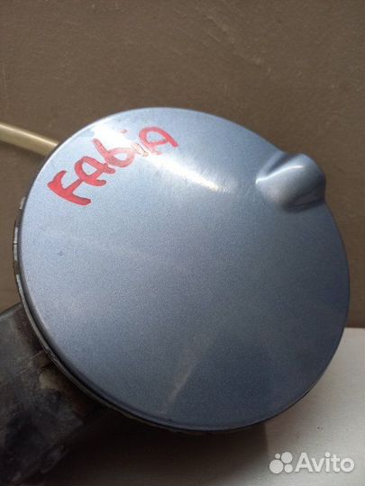 Лючок бензобака Skoda Fabia